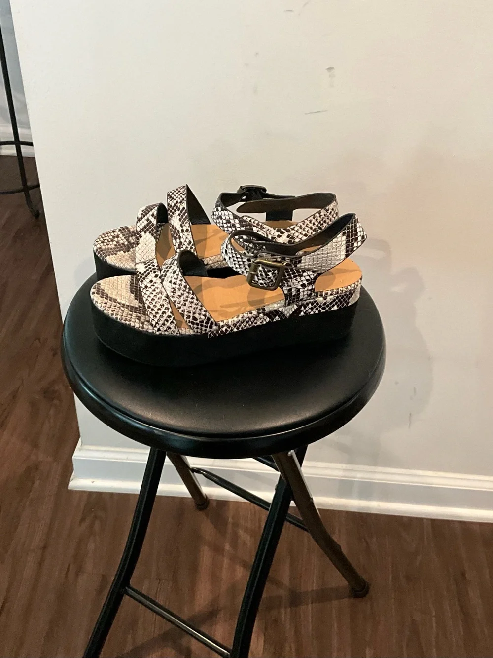 Rouge! Snake-Print Platform Sandals in Black and White